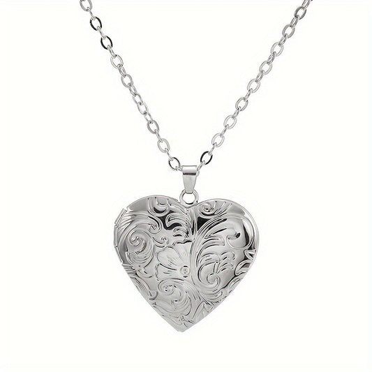 Silver heart pendant