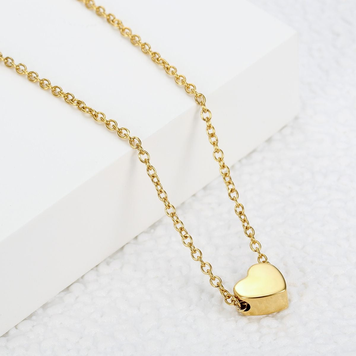 Kaya heart pendant