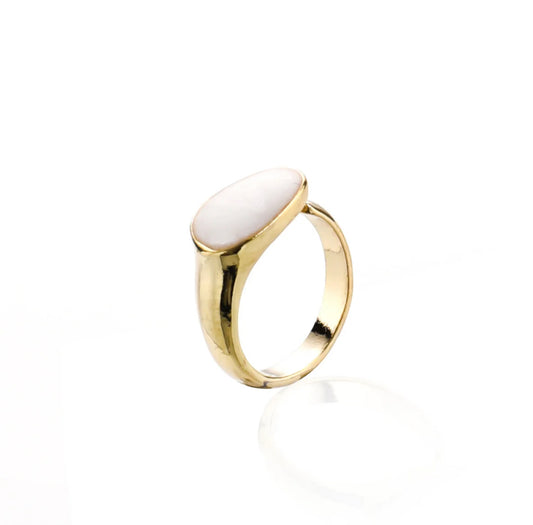 Zenia ring